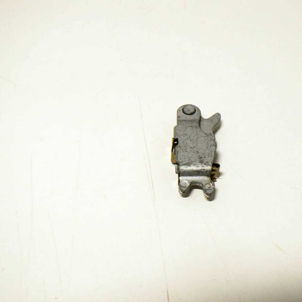 Mercedes Benz SLS AMG W197 CL 500 W216 S 250 W221 LASCHE SHACKLE Originalus A2214200189