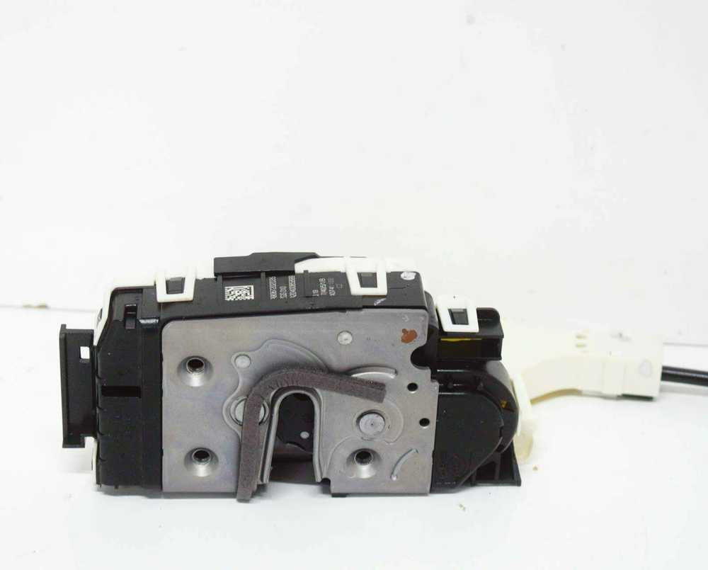 Mercedes Benz Tuerschloss 209 309 411 509 CDI FHS FHL Kasten Kombi Originalus A9067202035