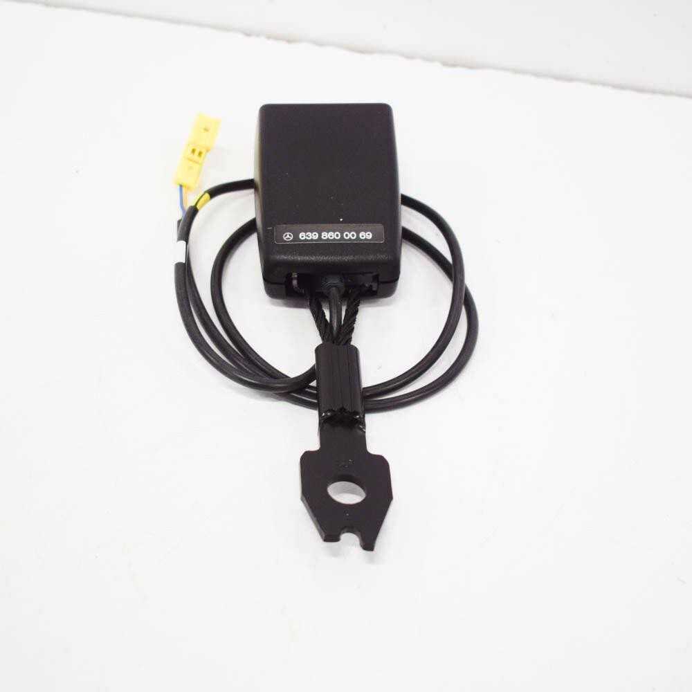 Mercedes-Benz Vito W639 priekinio saugos diržo sagtis originali A63986000699051