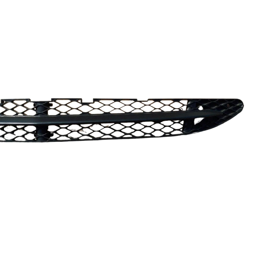 Mercedes-Benz W221 priekinio bamperio apatinės grotelės originalios A2218850523
