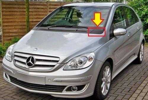 "Mercedes-Benz W245" priekinio stiklo vandens nutekėjimo dangtelis kairėje pusėje originalus A1698300375