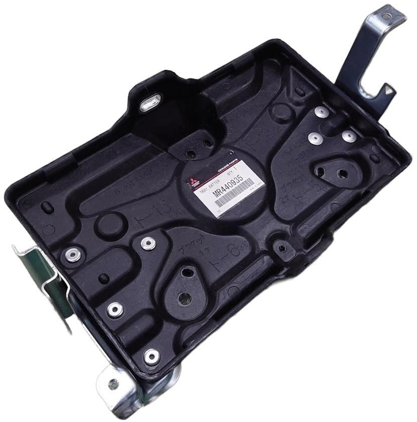 Mitsubishi Electric Mitsubishi Pajero Montero III Baterijos Lėkštelė Originalus MR440935
