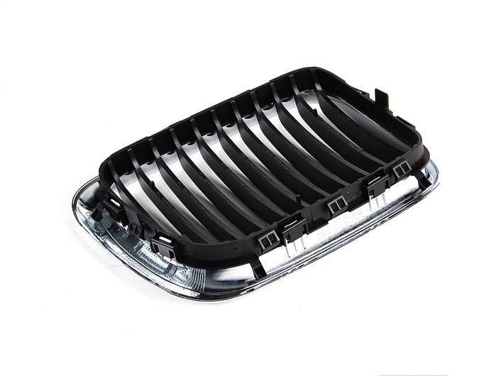 NAUJA OEM BMW 3 serijos E36 priekinė radiatoriaus inksto grotelė kairė 51138122237