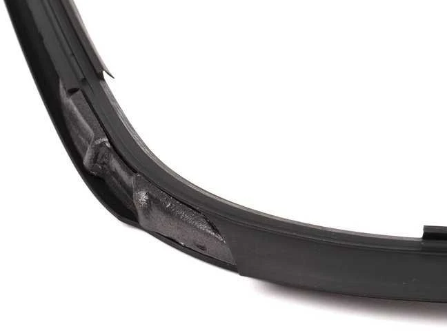 NAUJA ORIGINALI PRIEKINĖ DEŠINĖ VARIKLIO APSAUGA BMW 5 SERIJA E60 E61 51717033754