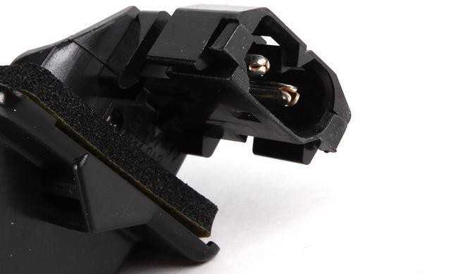 NAUJAS BMW 3 serijos E36 1991-1999 galinis numerio apšvietimo žibintas ORIGINALUS 63261387047