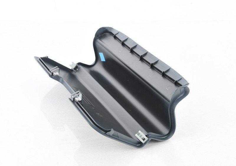 Naujas BMW E39 525i 530d 540i Touring galinis bamperio apdailos skydelis 51128221586