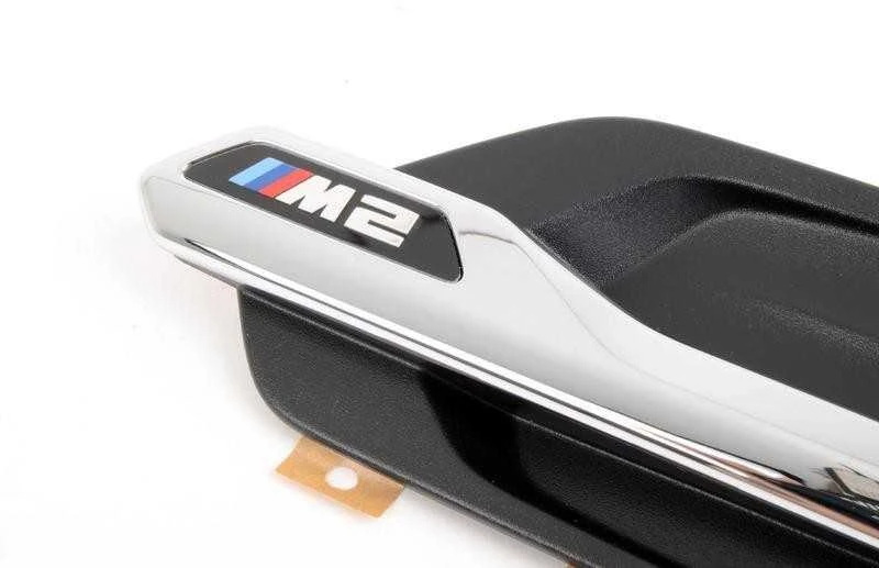 Naujas originalus BMW 2' F87 M2 kairės pusės sparno apdailos juostelė 8062197 OEM