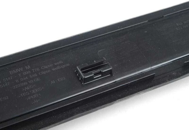 NAUJAS ORIGINALUS BMW 3 SERIJOS E92 E93 BMW INDIVIDUAL DURŲ SLENKSTIS DEŠINĖ 8046480
