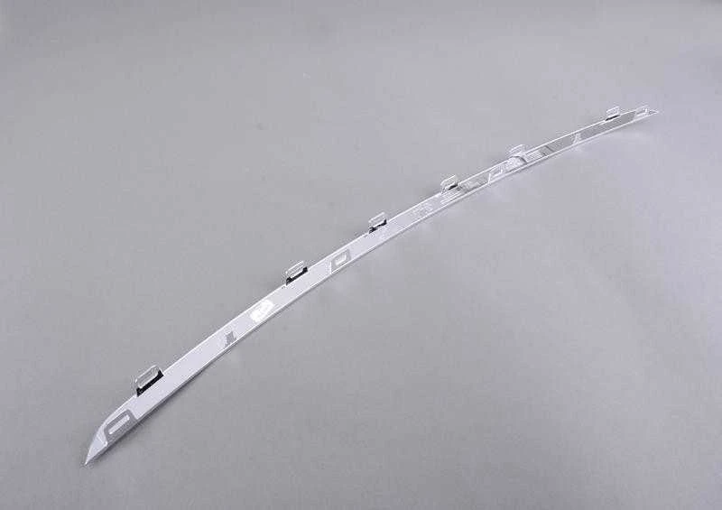 Naujas originalus BMW 3 serijos F30 F31 priekinis bamperio centrinis apdailos strypas 7396833 OEM