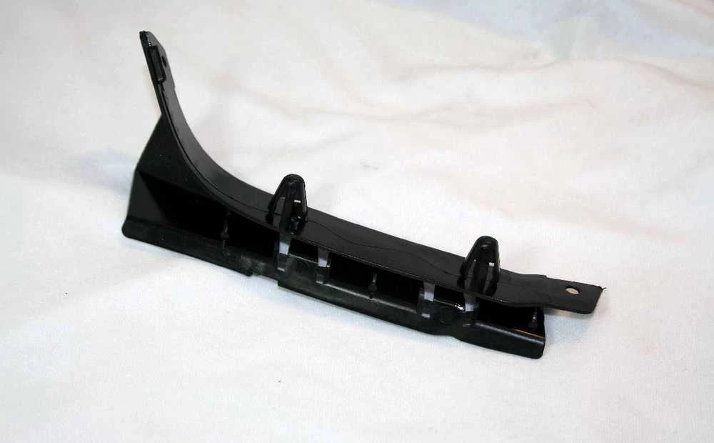 NAUJAS ORIGINALUS BMW E53 X5 SERIJOS PRIEKINIS KAIRĖS PUSĖS BAMPEŲ LAIKIKLIS 51117116667