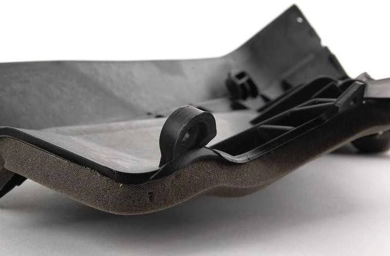 NAUJAS ORIGINALUS BMW E70 E70 LCI E71 VARIKLIO SKYDO DEŠINĖJE DALYJE 51717169420
