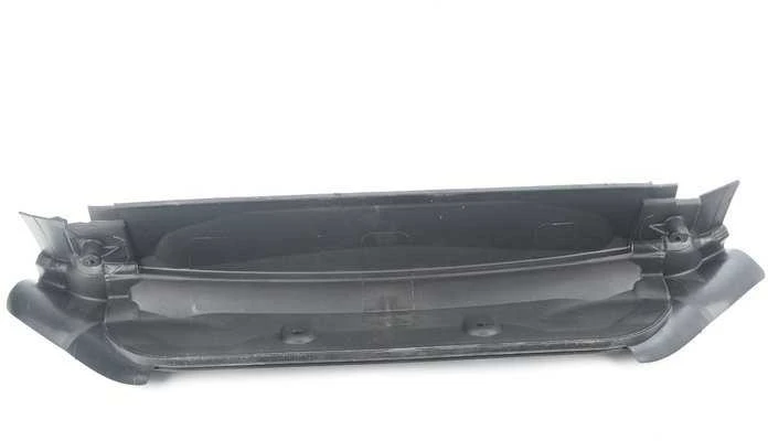 NAUJAS ORIGINALUS BMW E70 E70 LCI E71 VARIKLIO SKYDO CENTRINĖ DALIS 51717169421