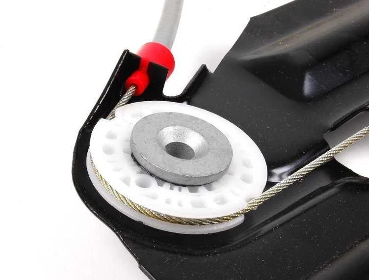 NAUJAS ORIGINALUS BMW E70 E70 LCI E71 VARIKLIO SKYDO CENTRINĖ DALIS 51717169421