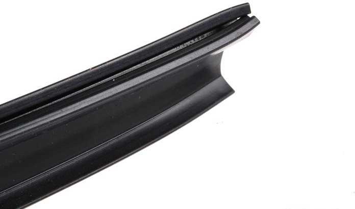 Naujas originalus BMW profilio tarpiklis 17111719321 / 17-11-1-719-321 OEM