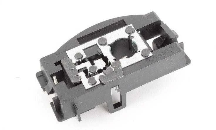 NAUJAS ORIGINALUS BMW X5 E70 GALINIO BAGAŽINĖS ŽIBINTO LEMPUTĖS LAIKIKLIO LIZDAS KAIRĖJE N/S 7262575