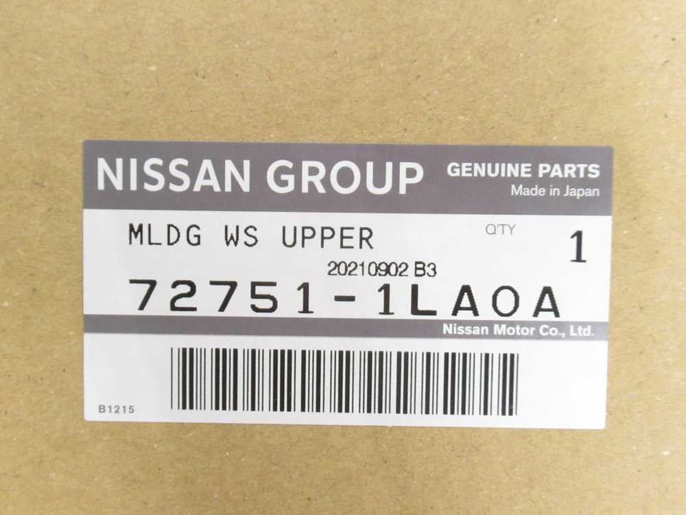Nissan Armada 2017 2023 Viršutinis Vėjo Stiklo Dekoratyvinis Apvadas Originalus 727511LA0A