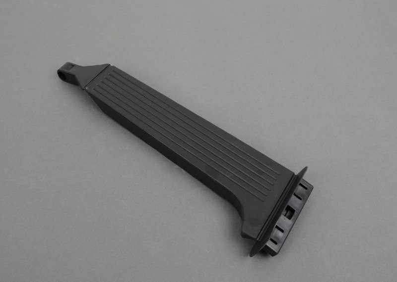 OEM BMW 3 E30 DUJŲ AKCELERATORIAUS PEDALAS Kairėje 35411118210 ORIGINALUS