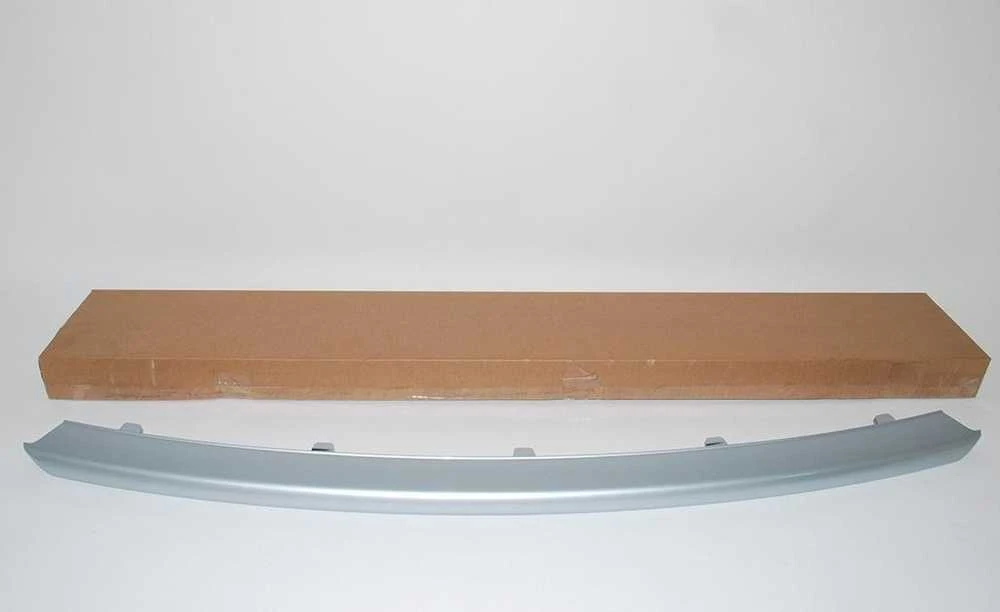 OEM LAND ROVER RANGE ROVER III L322 PRIEKINIS BAMPERIO APATINIS APDAILA LR024324 ORIGINALI