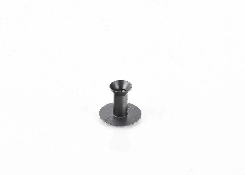 Originalus bagažinės apdailos mygtukas BMW E60 520d 520i 520Li 523i 523Li 51477119118