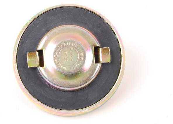 Originalus BMW CMSP E21 E26 E3 E30 kupė degalų bako dangtelis OEM 16111118379