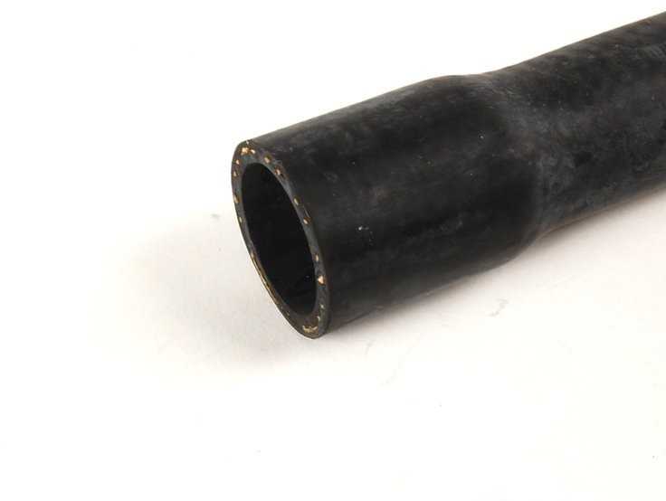 Originalus BMW E23 E24 E28 kupė sedano aušinimo sistemos vandens žarna OEM 11531274210