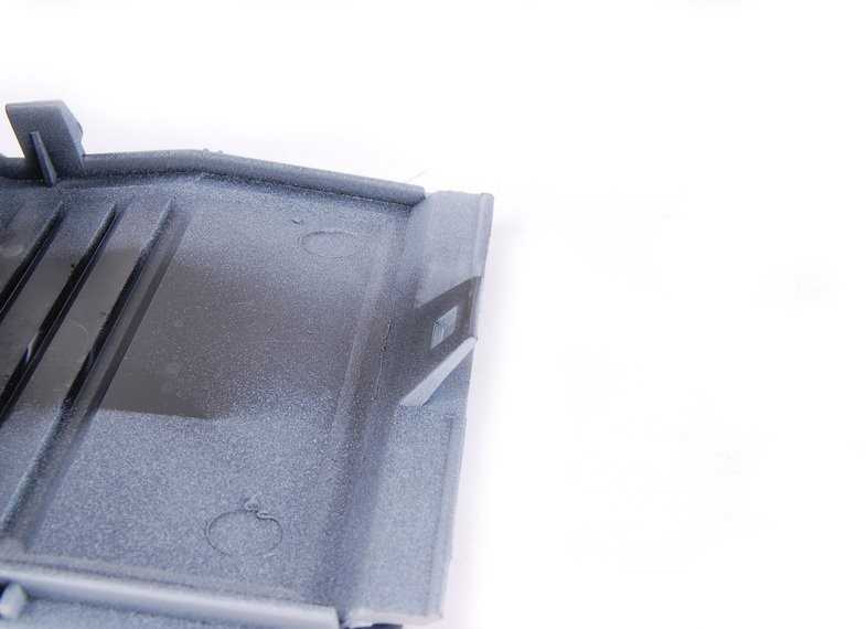 Originalus BMW E28 M Technic priekinis bamperio dangtelis 51111934657 kairysis