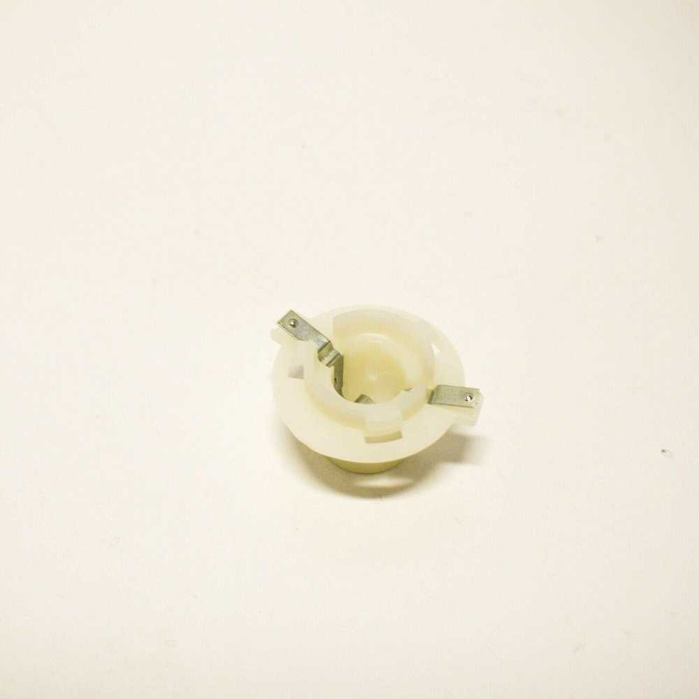 Originalus BMW E28 sedano lemputės lizdas OEM 63211369306