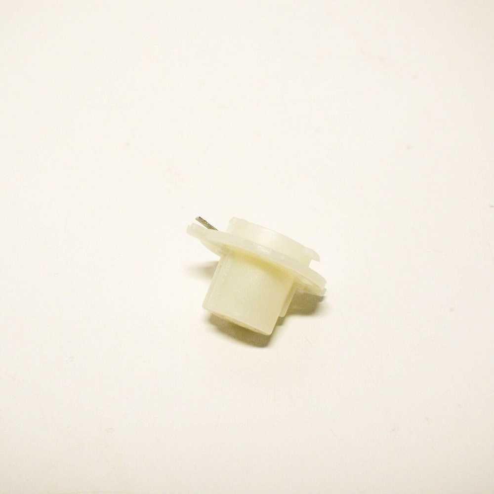 Originalus BMW E28 sedano lemputės lizdas OEM 63211369306