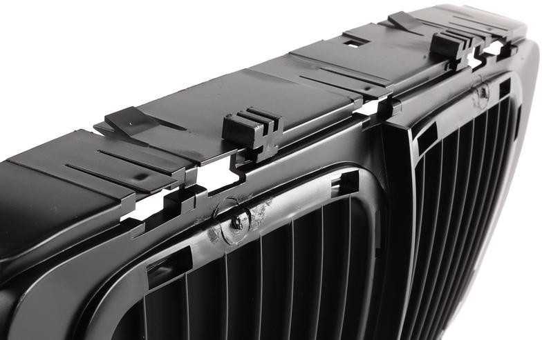 Originalus BMW E34 sedanas universalas priekinis radiatoriaus inksto groteles OEM 51131973825