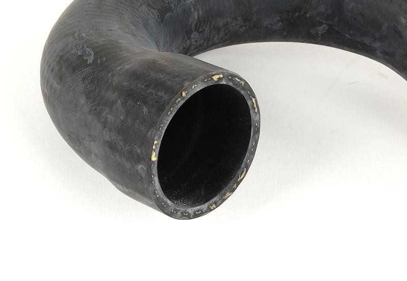 Originalus BMW E34 universalus sedanas aušinimo sistemos vandens žarna OEM 11531312735