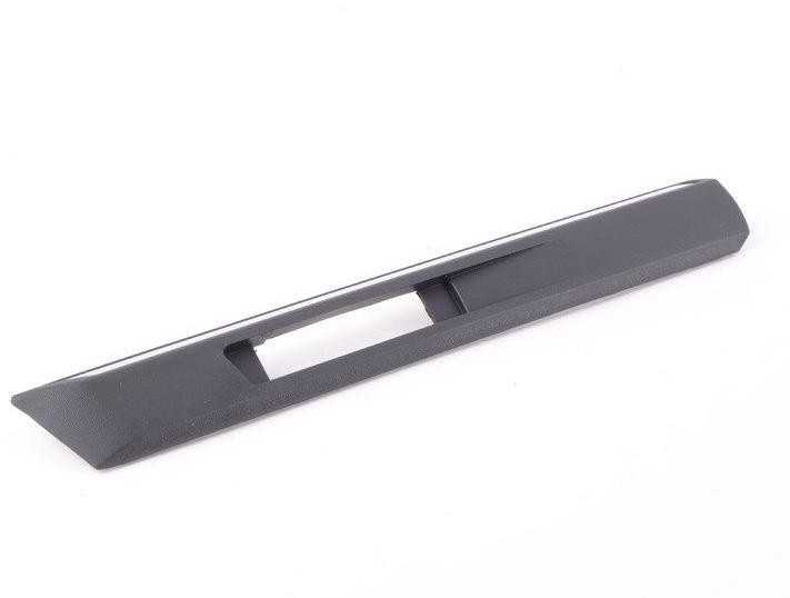 Originalus BMW E38 725tds 728i 728iL 730d Priekinės kairės sparno apdaila 51138165219