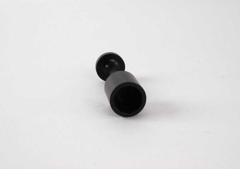 Originalus BMW E38 E39 E46 E53 E60 E61 Z3 alyvos siurblio valdymo vožtuvas OEM 11411716410