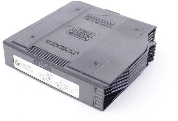 Automagnetola Originalus BMW e39 e46 ir kt. CD laikiklio žurnalo kasetė 6 diskams OEM e85 e86 e90 e91