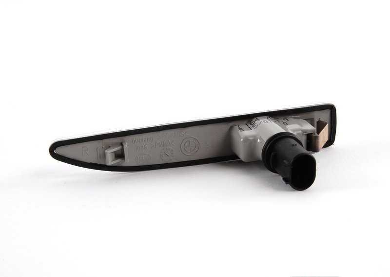 Automagnetola Originalus BMW e39 e46 ir kt. CD laikiklio žurnalo kasetė 6 diskams OEM e85 e86 e90 e91