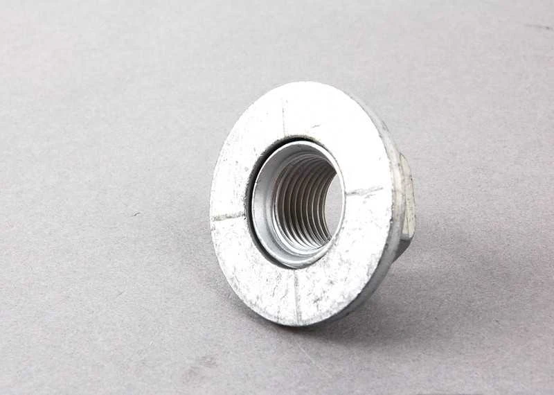 Originalus BMW E39 E52 E53 veržlė ekscentriniam varžtui valdymo svirtyje OEM 33326760383