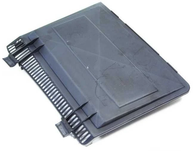 Originalus BMW E39 kabinos oro kanalo mikrofiltras dangtis kairėje OEM 64318379627