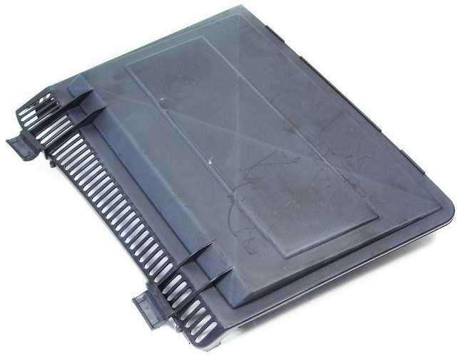 Originalus BMW E39 kabinos oro kanalo mikrofiltras dangtis kairėje OEM 64318379627