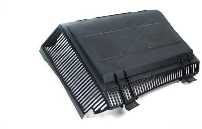 Originalus BMW E39 kabinos oro kanalo mikrofiltras dangtis kairėje OEM 64318379627