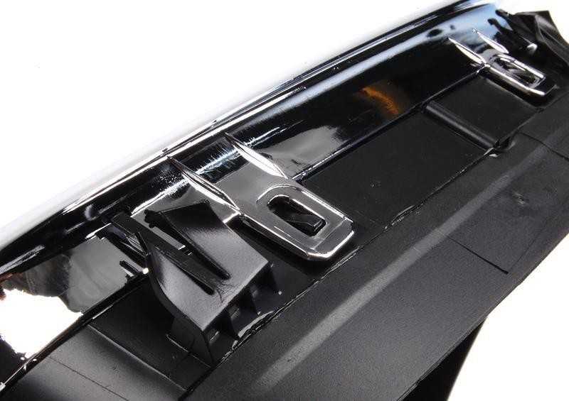 Originalus BMW E39 priekinis radiatoriaus inksto juodas groteles O/S OEM 51137005838
