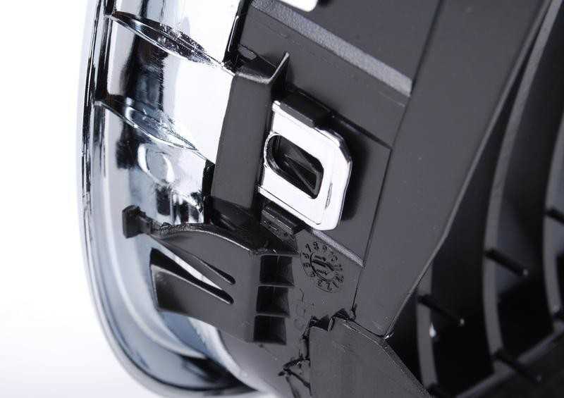 Originalus BMW E39 sedanas priekinis radiatoriaus inksto juodas groteles N/S OEM 51137005837