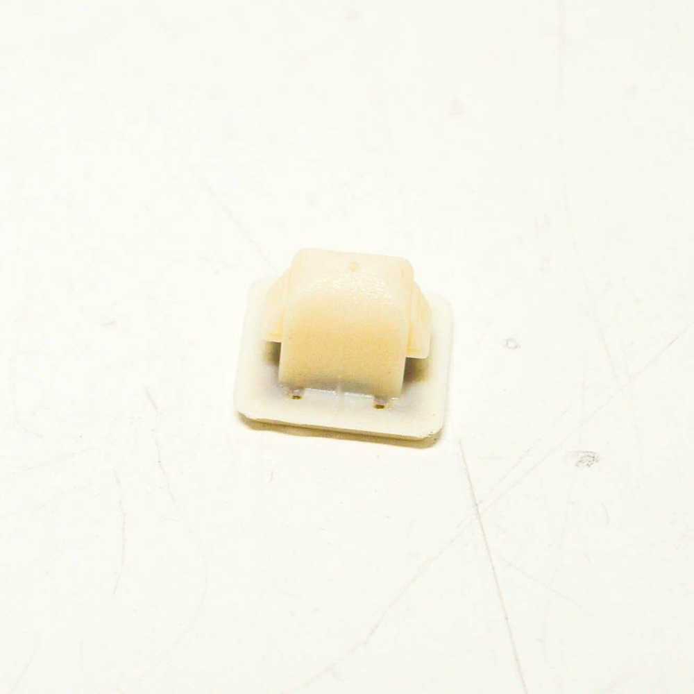 Originalus BMW E39 sedano laikiklis vidaus apdailos moldingui OEM 51457000912