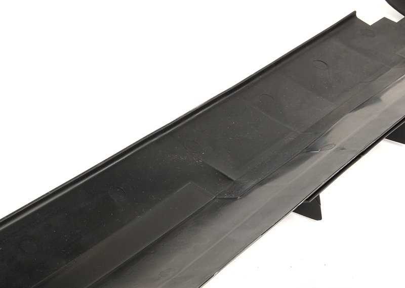 Originalus BMW E46 kabrioletas kupė sedanas universalas chromuotas išmetimo vamzdžio apdaila OEM 18107511434