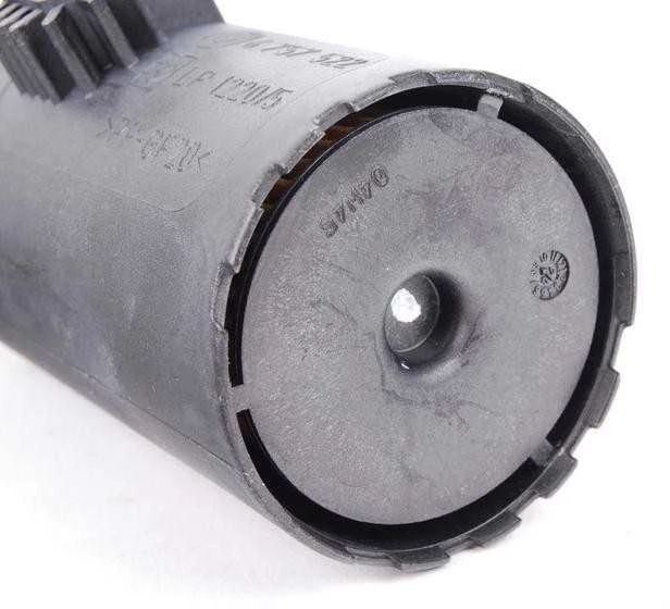 Originalus BMW E46 kupė universalus sedanas degalų garų dulkių filtras OEM 16136757522