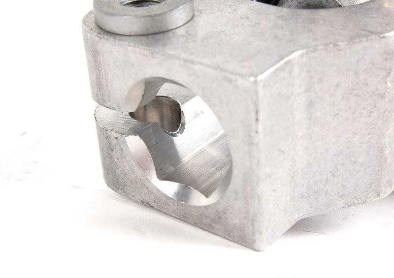 Originalus BMW E53 SUV vairo veleno jungtis apatinė OEM 32306758076