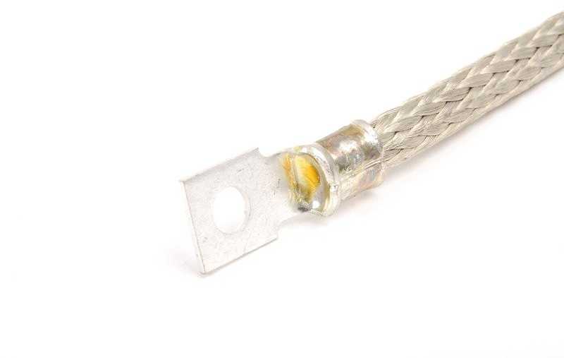 Originalus BMW E60 E60N E61 E61N E63N E64N Cabrio įžeminimo kabelis OEM 12427798076