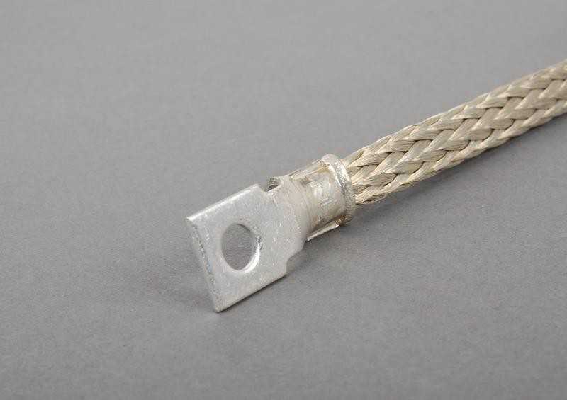 Originalus BMW E60 E60N E61 E61N E63N E64N Cabrio įžeminimo kabelis OEM 12427798076