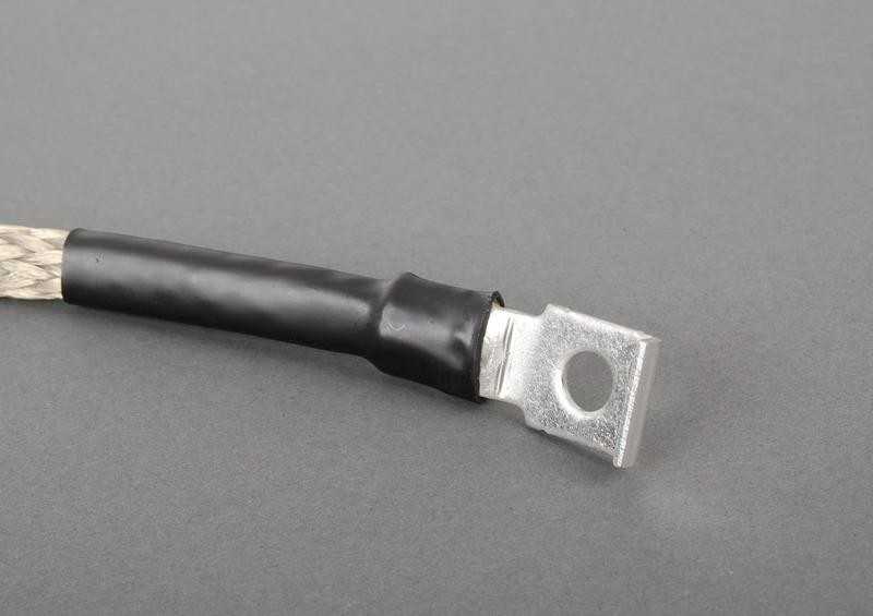 Originalus BMW E60 E60N E61 E61N E63N E64N Cabrio įžeminimo kabelis OEM 12427798076
