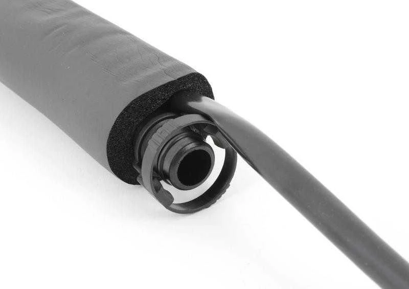 Originalus BMW E60 E61 E63 E64 E65 E66 alkūninis velenas alyvos grąžinimo vamzdis OEM 11157567801