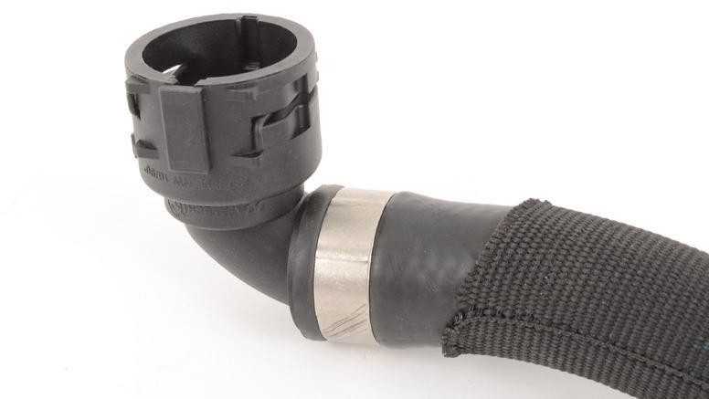 Originalus BMW E60 E61N E63 E64 radiatoriaus aušinimo vandens žarna OEM 11537834117
