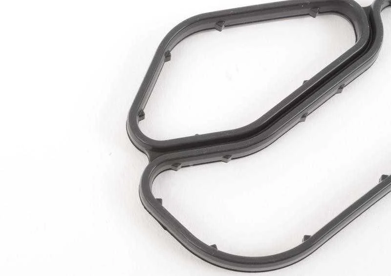 Originalus BMW e60 e92 tarpiklis variklio alyvos aušintuvui iki filtro korpuso e61 e70 e82 e85
